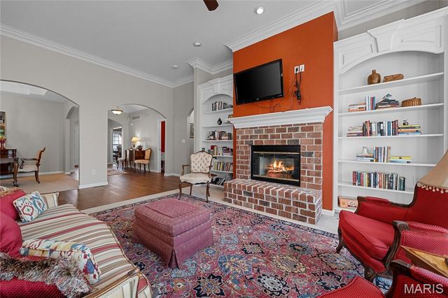 1221 Silver Fern Drive, Lake St Louis, MO 63367