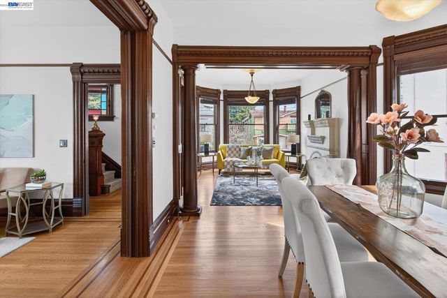 2214 Clinton Ave, Alameda, CA 94501