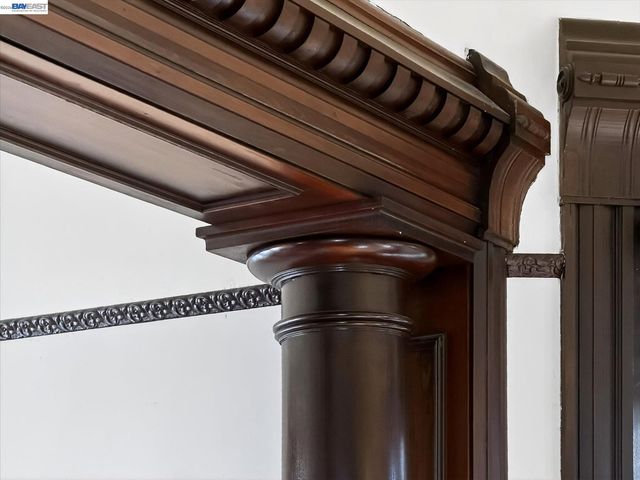 2214 Clinton Ave, Alameda, CA 94501