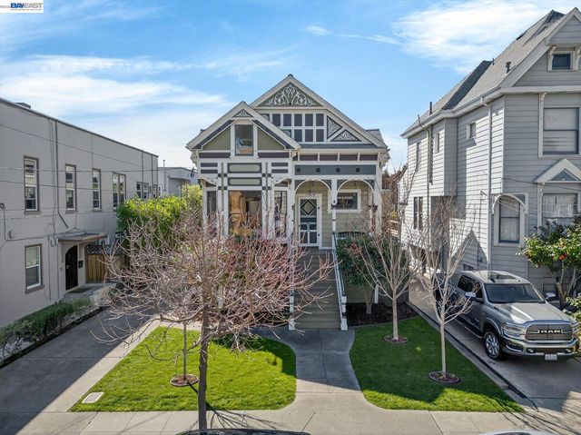 2214 Clinton Ave, Alameda, CA 94501