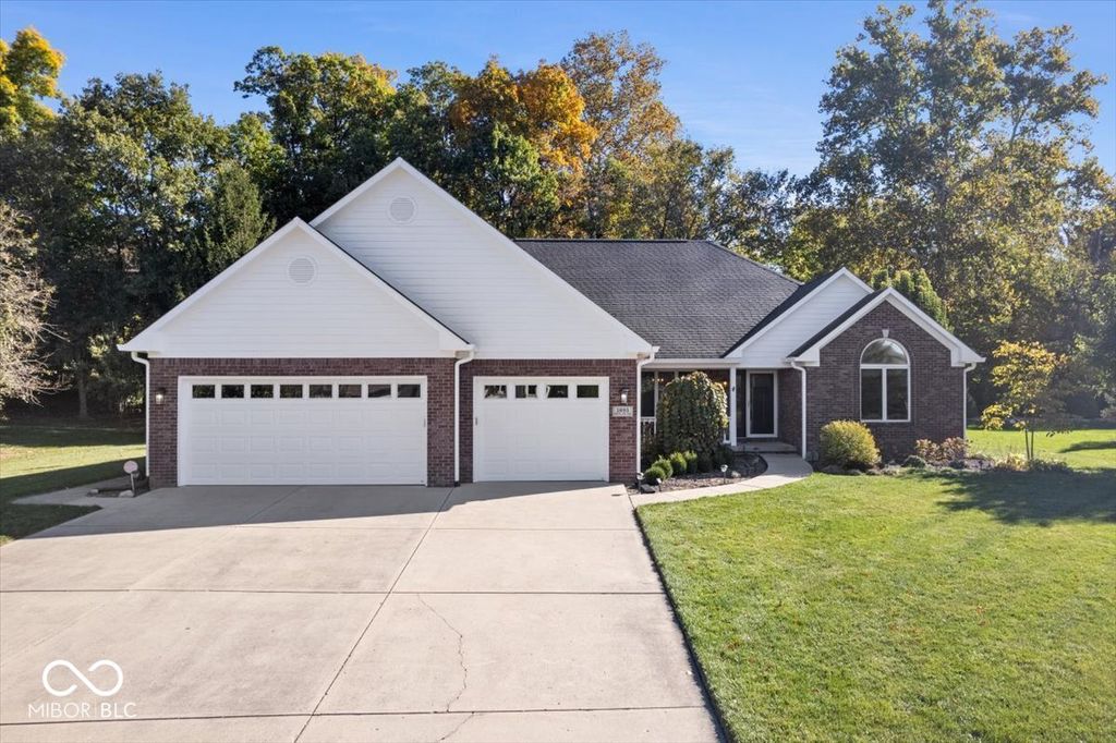 1893 Water Oak Way, Avon, IN 46123