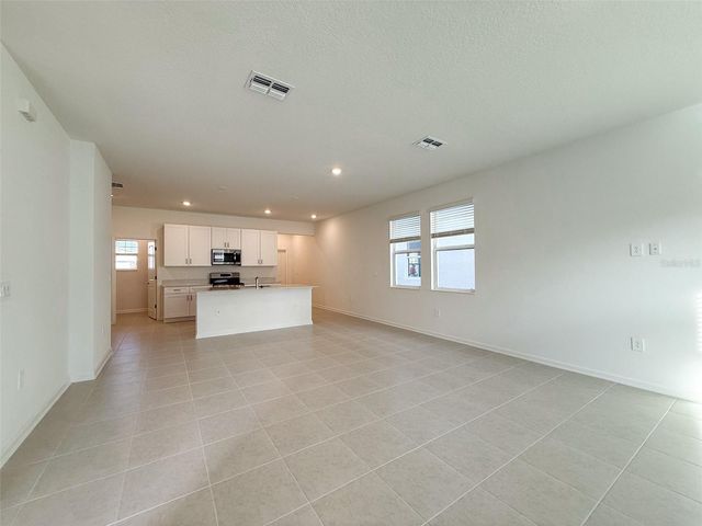 1898 RIDER RAIN LANE, Apopka, FL 32703