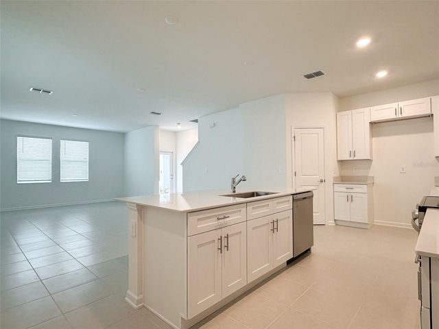 1898 RIDER RAIN LANE, Apopka, FL 32703