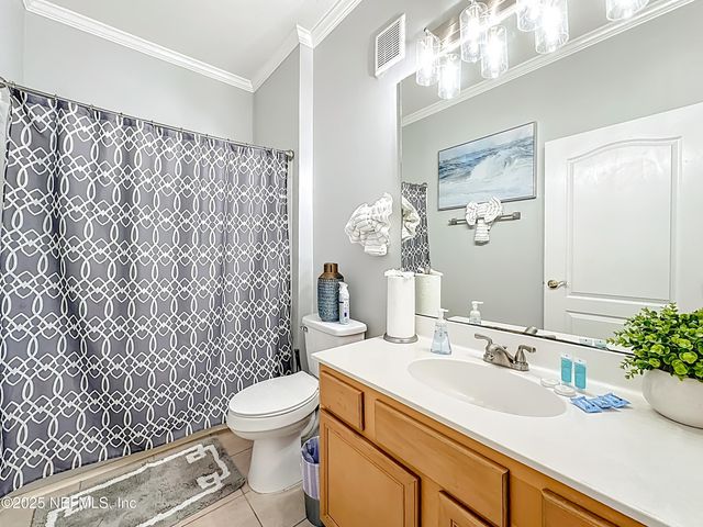 8601 BEACH Boulevard 409, Jacksonville, FL 32216