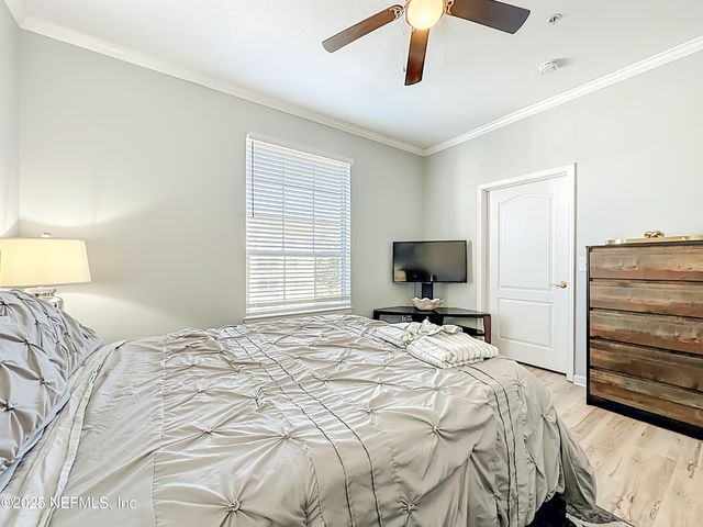 8601 BEACH Boulevard 409, Jacksonville, FL 32216