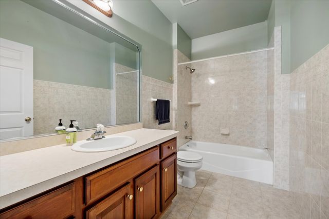 19337 SHABBONA Drive, Tinley Park, IL 60487