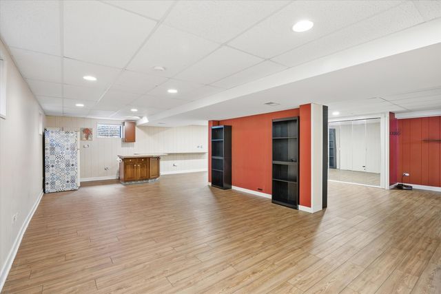 19337 SHABBONA Drive, Tinley Park, IL 60487