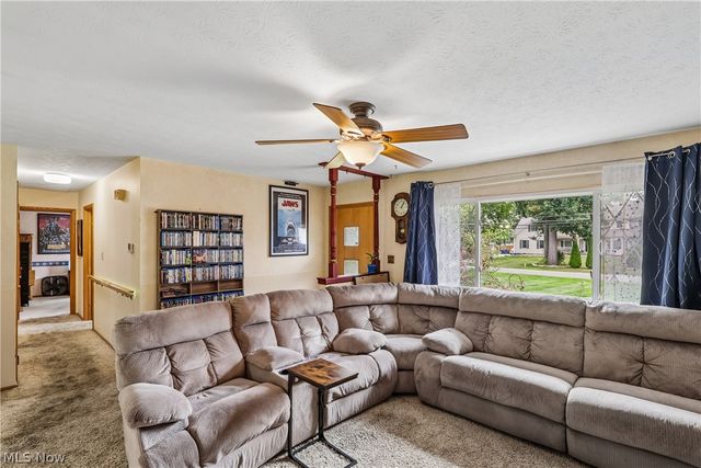 4908 Encino Drive, Akron, OH 44319