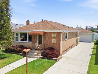 2539 Atlantic Street, Franklin Park, IL 60131