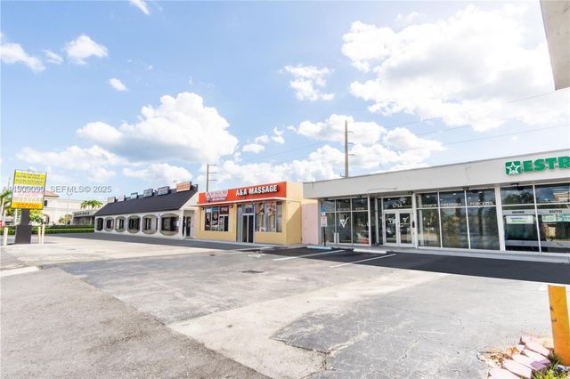 1744 E Commercial Blvd, Fort Lauderdale, FL 33334