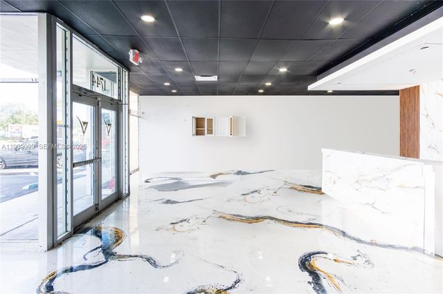 1744 E Commercial Blvd, Fort Lauderdale, FL 33334