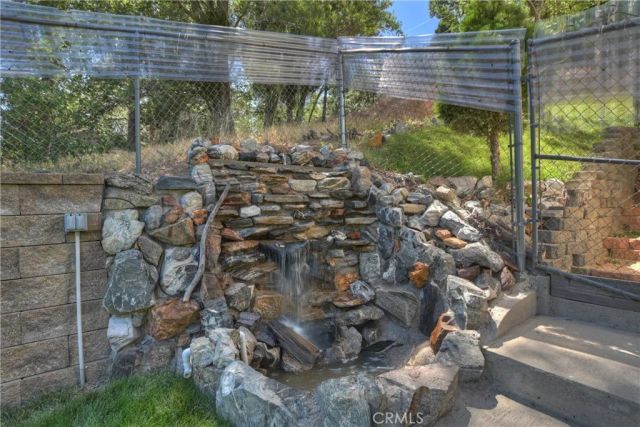 489 Dorn, Crestline, CA 92325