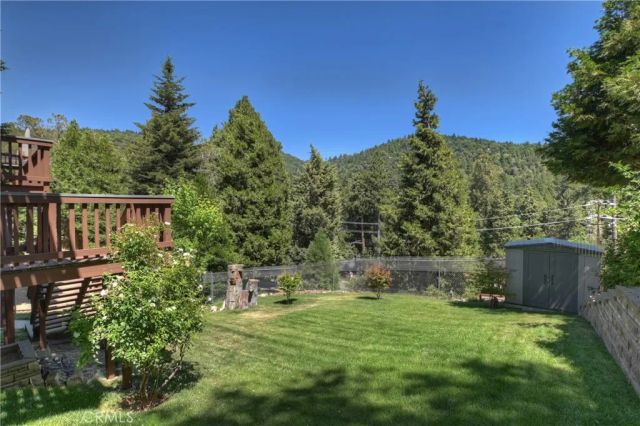 489 Dorn, Crestline, CA 92325