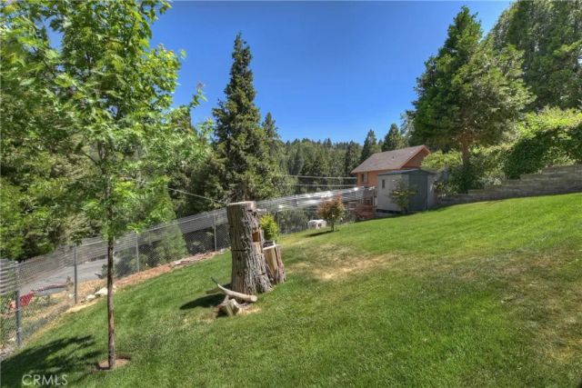 489 Dorn, Crestline, CA 92325