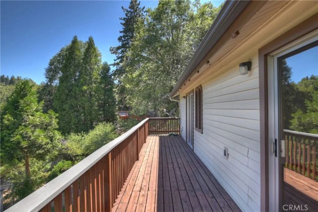 489 Dorn, Crestline, CA 92325