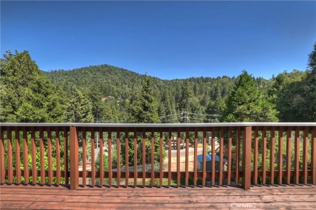 489 Dorn, Crestline, CA 92325