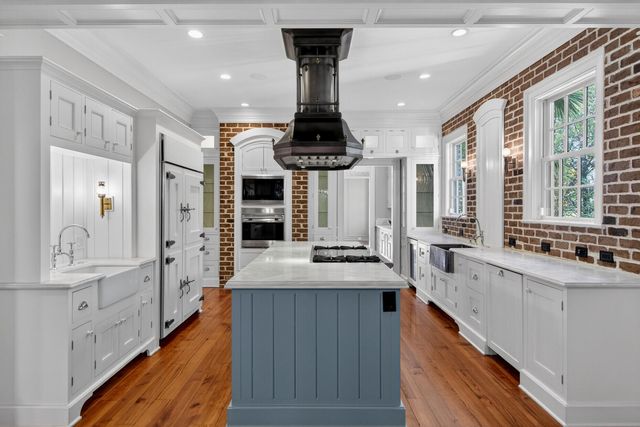 659 Island Park Drive, Daniel Island, SC 29492