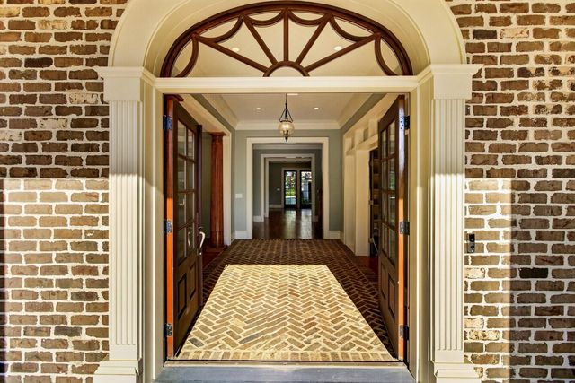 659 Island Park Drive, Daniel Island, SC 29492