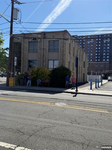 170 State Street, Hackensack, NJ 07601