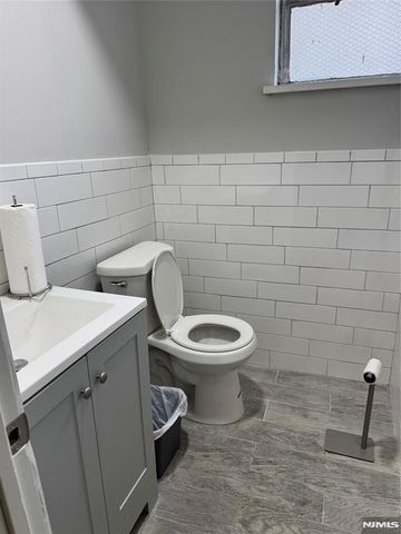 170 State Street, Hackensack, NJ 07601