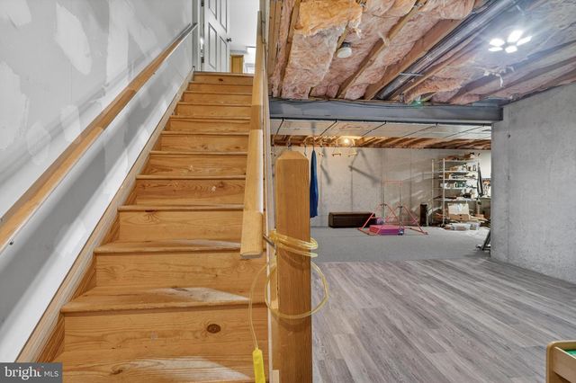 209 WOODBRIDGE LN, Douglassville, PA 19518