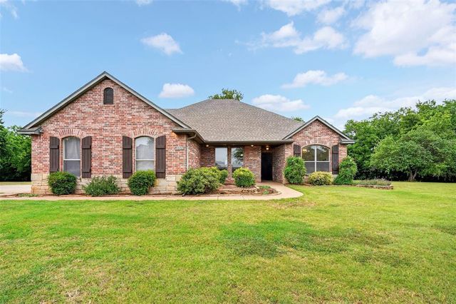 12374 Fairfield Road, Guthrie, OK 73044