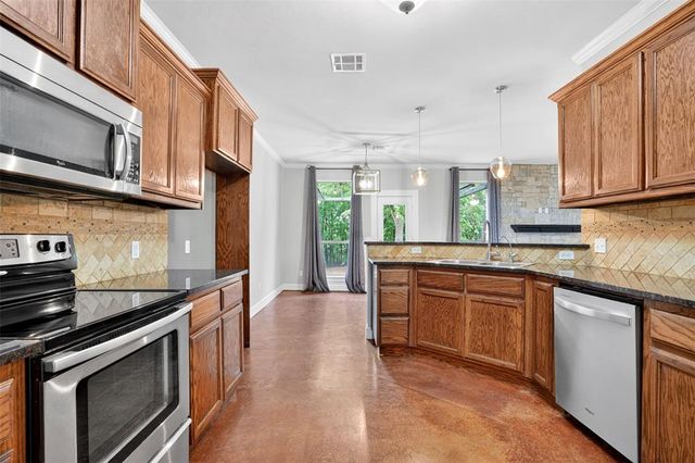 12374 Fairfield Road, Guthrie, OK 73044