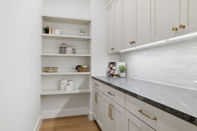 4508 Finley DR, Austin, TX 78731