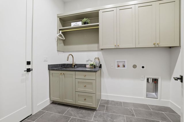 4508 Finley DR, Austin, TX 78731