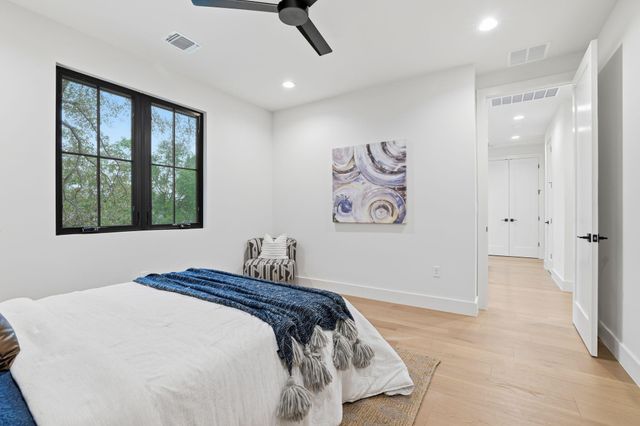 4508 Finley DR, Austin, TX 78731