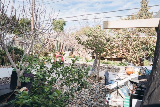 4633 Lippi Pkwy, Sacramento, CA 95823