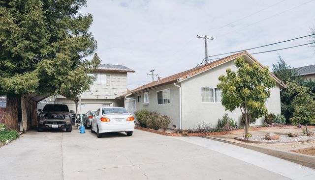 4633 Lippi Pkwy, Sacramento, CA 95823