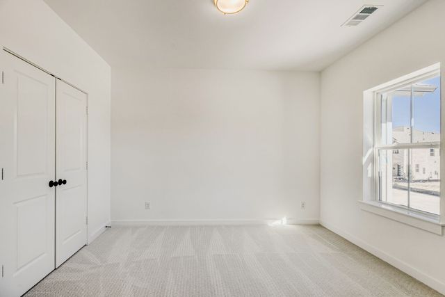 628 Damsel June Street, Lewisville, TX 75056