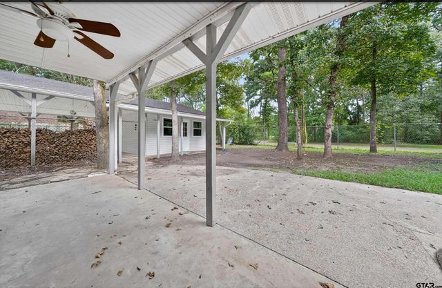 887 Janis Dr., Bullard, TX 75757