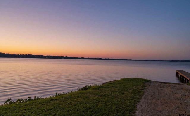 887 Janis Dr., Bullard, TX 75757