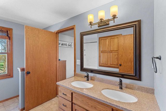 3126 INVERNESS LANE, New Franken, WI 54229