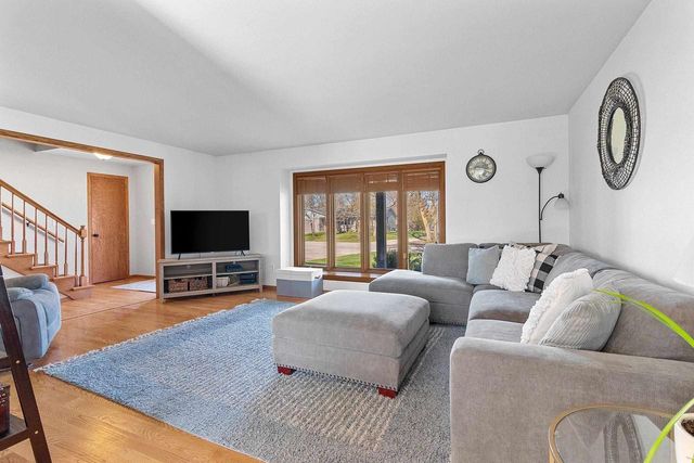 3126 INVERNESS LANE, New Franken, WI 54229