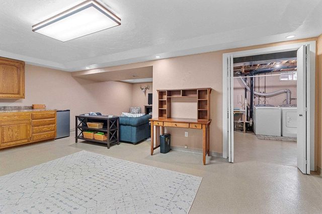3126 INVERNESS LANE, New Franken, WI 54229