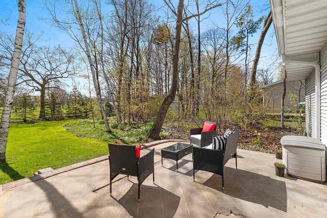3126 INVERNESS LANE, New Franken, WI 54229