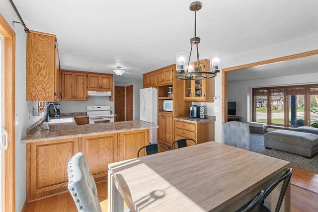3126 INVERNESS LANE, New Franken, WI 54229