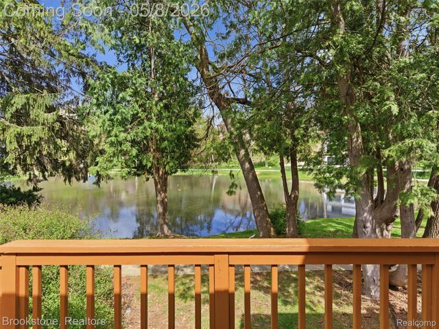 6512 White Lake Road, Village Of Clarkston, MI 48346