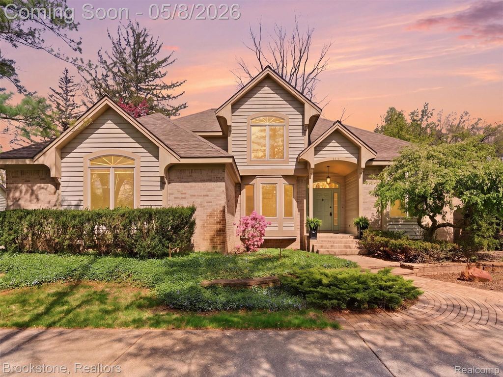 6512 White Lake Road, Village Of Clarkston, MI 48346