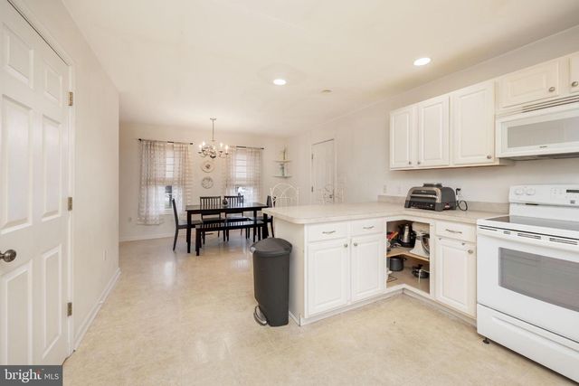 34698 RAILROAD AVE, Pittsville, MD 21850