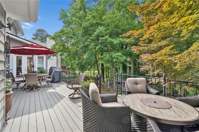 10220 Carleigh Lane, Roswell, GA 30076