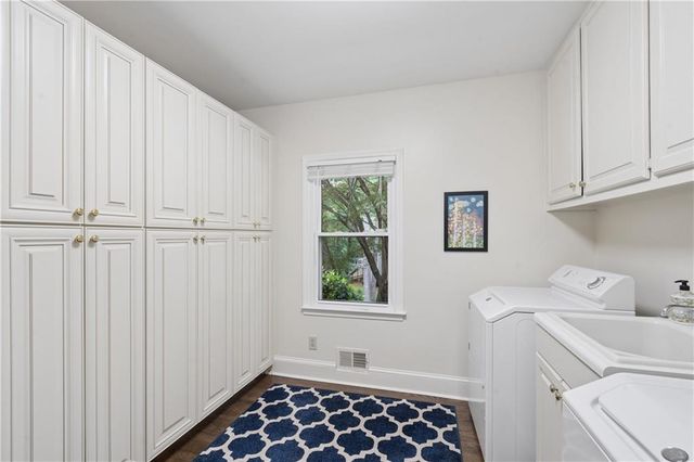 10220 Carleigh Lane, Roswell, GA 30076