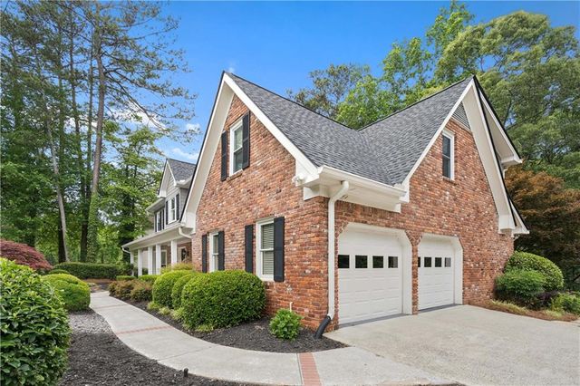 10220 Carleigh Lane, Roswell, GA 30076