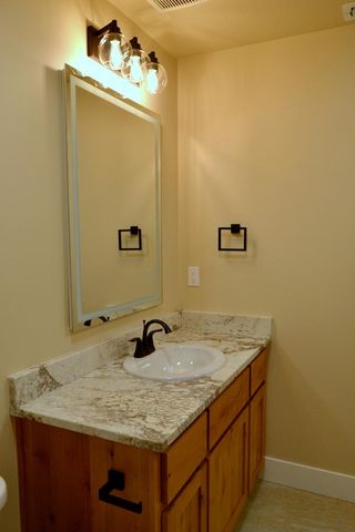 190 SW Rock Gulch Road, Grants Pass, OR 97527