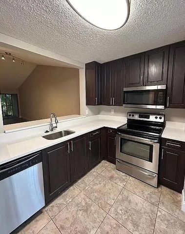 1999 NW 4th Avenue C, Boca Raton, FL 33431