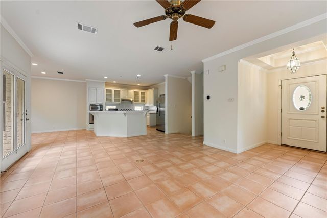 6504 Twin Creek HOLW, Austin, TX 78750