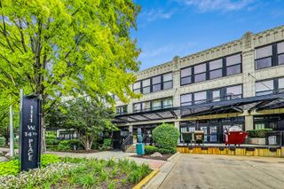 1111 W 14TH Place 328, Chicago, IL 60608